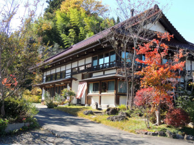 地球環境に貢献しながら地域社会と密着する「ゆいの郷」（平田村）